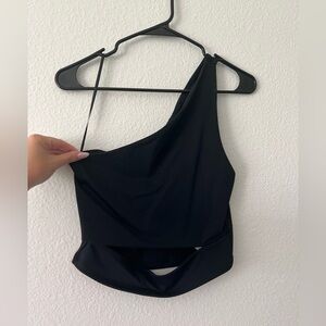 Black crop top 🖤